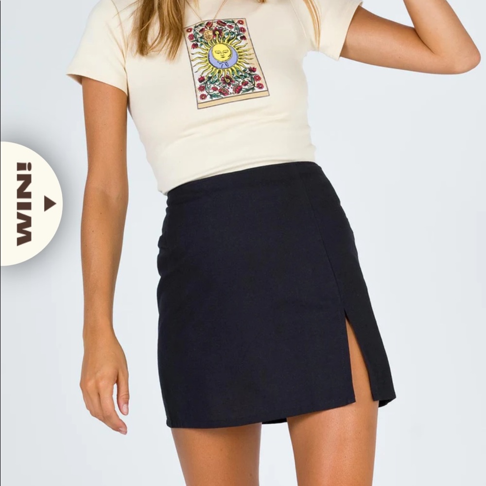 Black mini skirt
